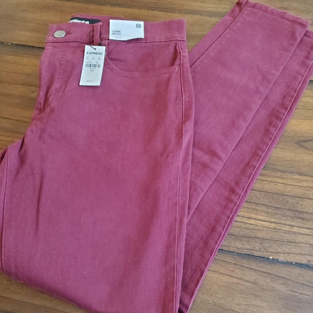 Express Women's mid-rise leggings